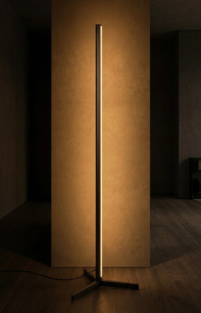 Obsidian Eclipse Lamp